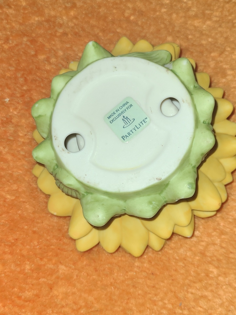 Partylite Sunflower Tealite - Picture 4 of 5